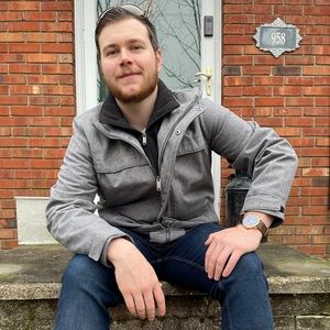 Meet your Posher, Justin